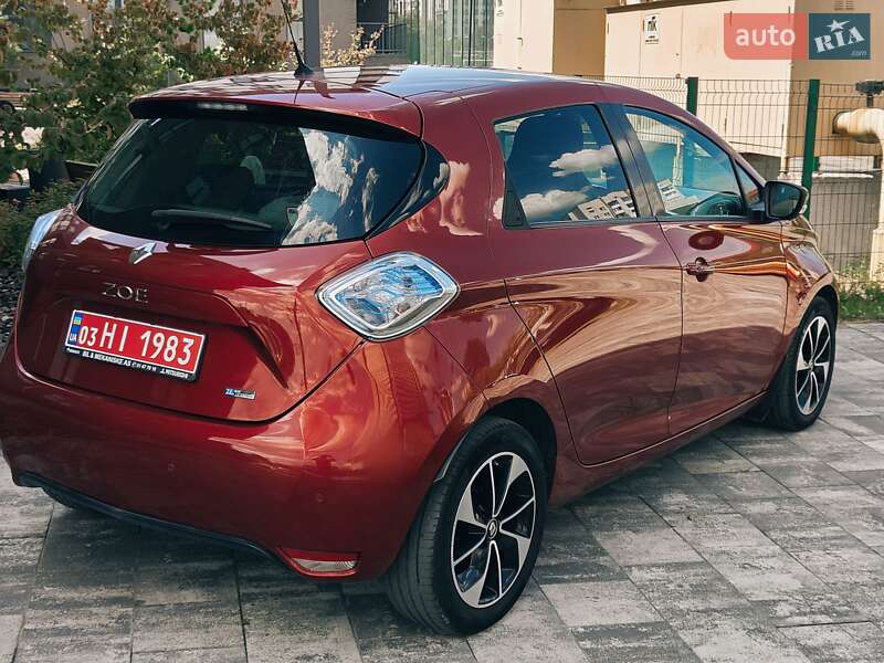 Хэтчбек Renault Zoe 2017 в Львове