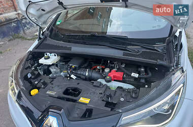Хэтчбек Renault Zoe 2020 в 