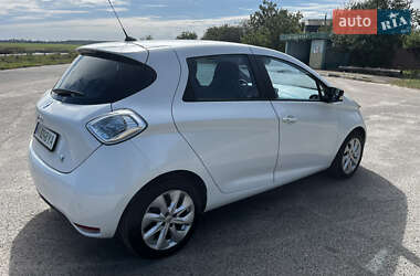 Хэтчбек Renault Zoe 2014 в 
