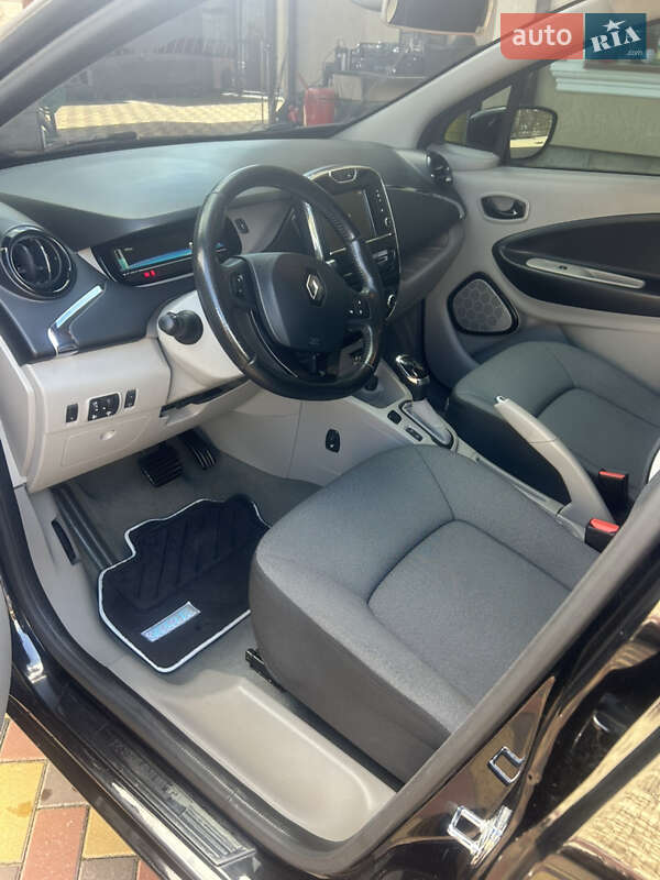 Хэтчбек Renault Zoe 2015 в Дрогобыче