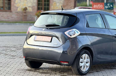 Хетчбек Renault Zoe 2017 в 