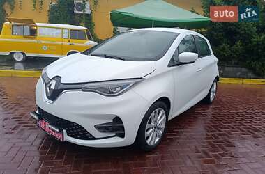 Хэтчбек Renault Zoe 2021 в 