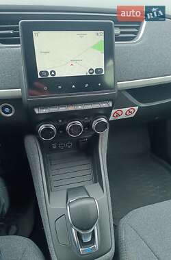 Хэтчбек Renault Zoe 2021 в 