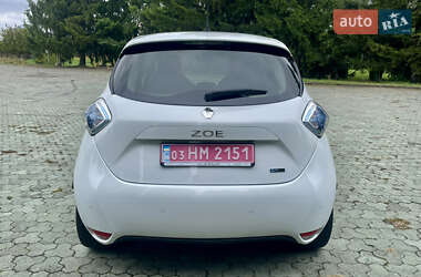Хэтчбек Renault Zoe 2017 в 