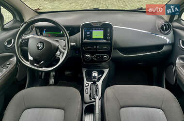 Хэтчбек Renault Zoe 2017 в 