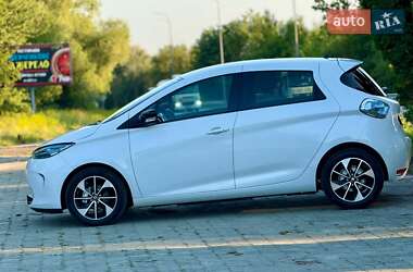 Хэтчбек Renault Zoe 2017 в 