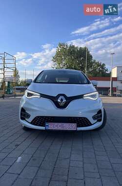 Хэтчбек Renault Zoe 2021 в 