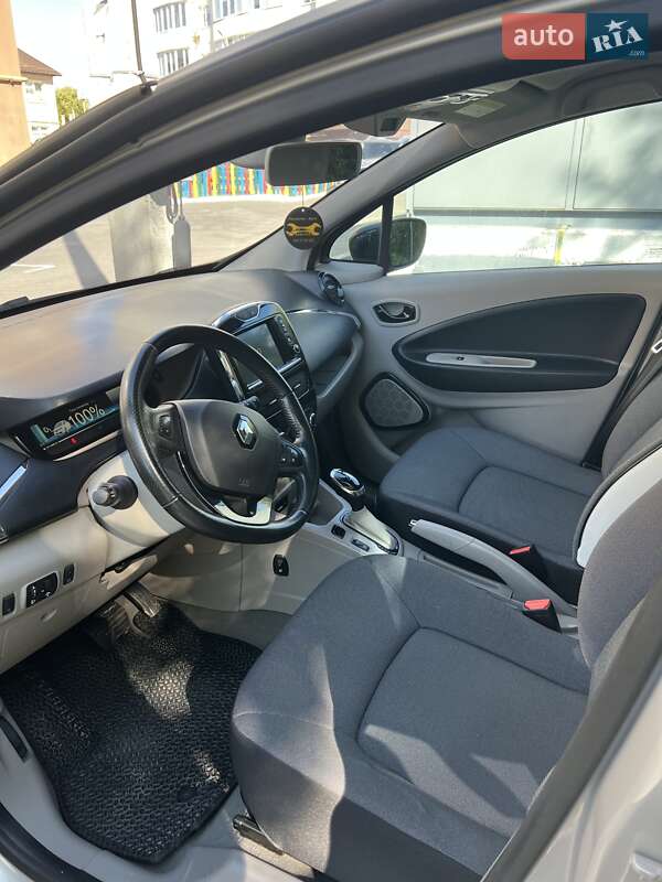 Хетчбек Renault Zoe 2015 в Хмельницькому