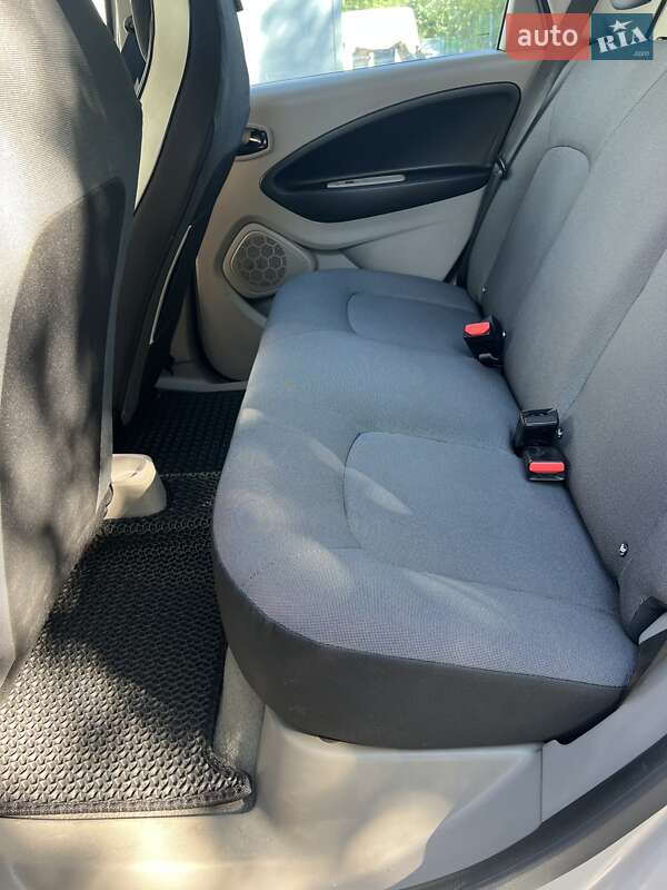 Хетчбек Renault Zoe 2015 в Хмельницькому