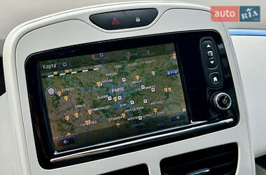 Хэтчбек Renault Zoe 2014 в 