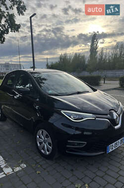 Хэтчбек Renault Zoe 2020 в 