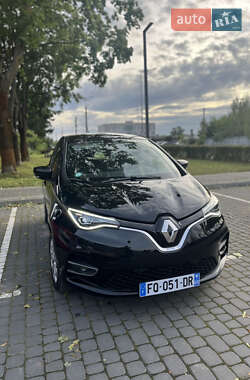 Хэтчбек Renault Zoe 2020 в 