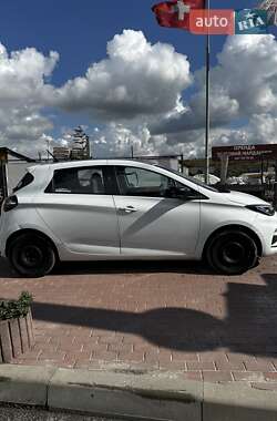Хэтчбек Renault Zoe 2020 в 