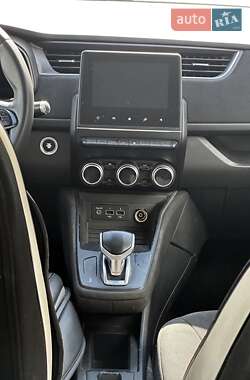 Хэтчбек Renault Zoe 2020 в 