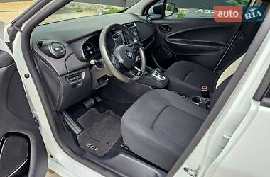 Хэтчбек Renault Zoe 2020 в 