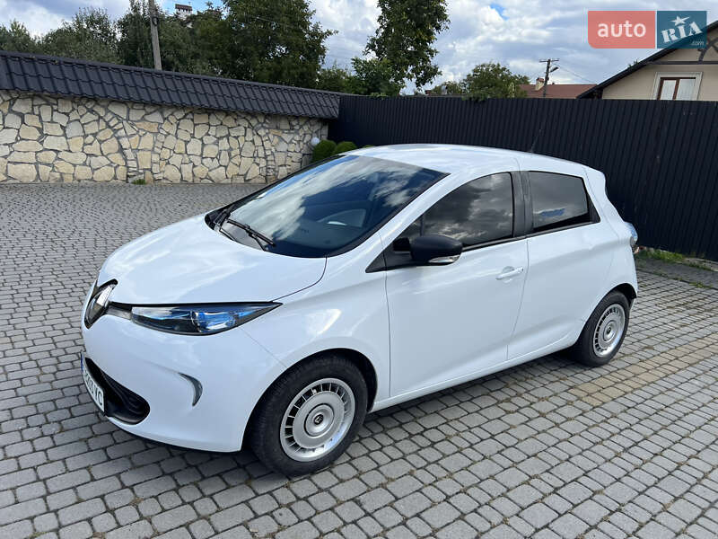 Хэтчбек Renault Zoe 2017 в Львове