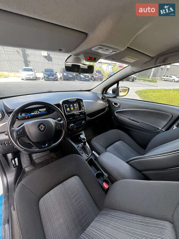 Хетчбек Renault Zoe 2017 в Києві фото 22 Хетчбек Renault Zoe 2017 в Києві