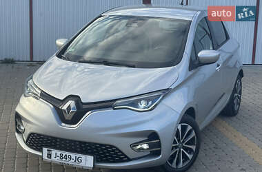 Хэтчбек Renault Zoe 2020 в 