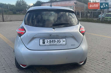 Хэтчбек Renault Zoe 2020 в 