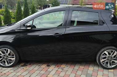 Хэтчбек Renault Zoe 2016 в 