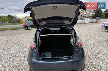 Хэтчбек Renault Zoe 2020 в 