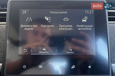 Хэтчбек Renault Zoe 2020 в 