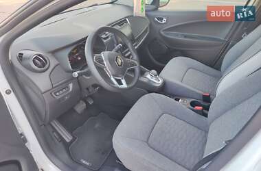 Хэтчбек Renault Zoe 2020 в 