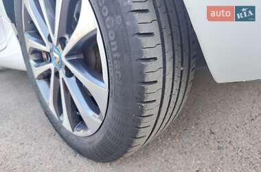 Хэтчбек Renault Zoe 2020 в 