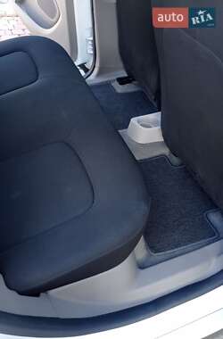 Хэтчбек Renault Zoe 2019 в 