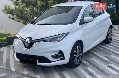 Хэтчбек Renault Zoe 2020 в 
