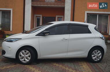 Хэтчбек Renault Zoe 2015 в 
