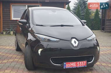 Хэтчбек Renault Zoe 2016 в 