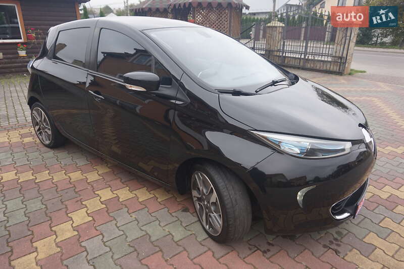 Хэтчбек Renault Zoe 2016 в Самборе