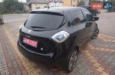 Хэтчбек Renault Zoe 2016 в 