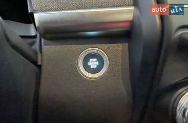 Хэтчбек Renault Zoe 2020 в 