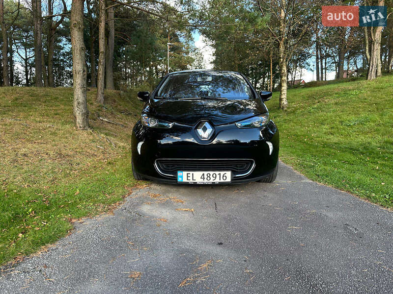 Хэтчбек Renault Zoe 2014 в Киеве