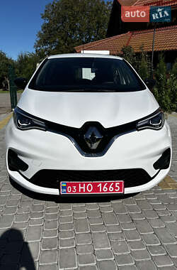 Хэтчбек Renault Zoe 2022 в 