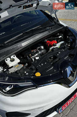 Хэтчбек Renault Zoe 2022 в 