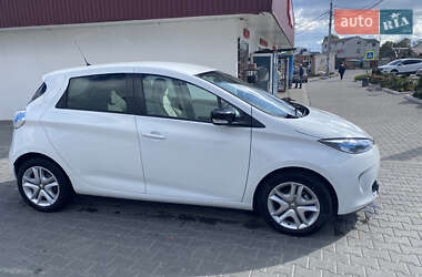Хэтчбек Renault Zoe 2017 в 