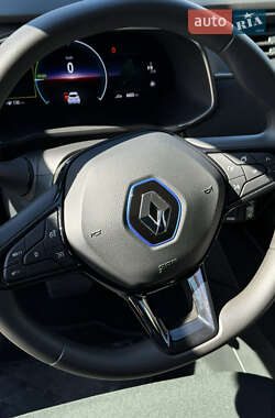 Хэтчбек Renault Zoe 2020 в 