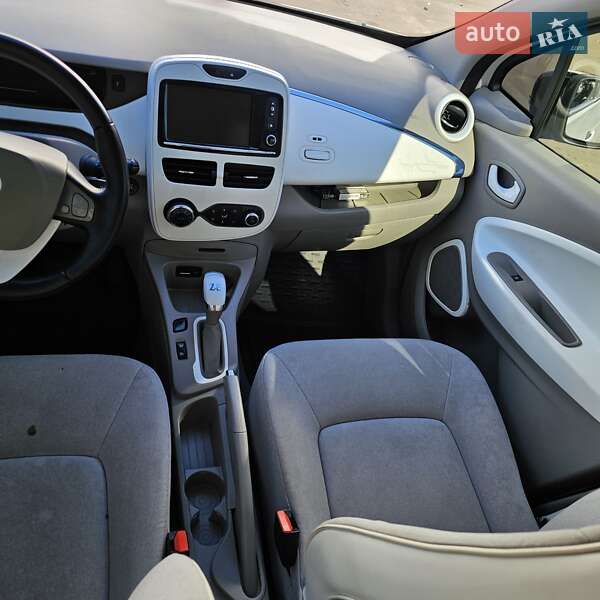 Хэтчбек Renault Zoe 2013 в Киеве