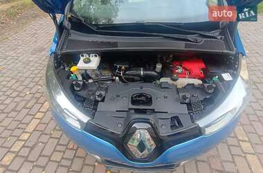 Хэтчбек Renault Zoe 2019 в 