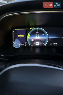 Хэтчбек Renault Zoe 2020 в 