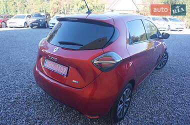 Хэтчбек Renault Zoe 2021 в 