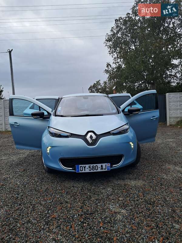Хэтчбек Renault Zoe 2015 в Дубно