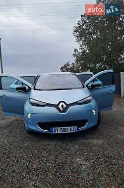 Хэтчбек Renault Zoe 2015 в 