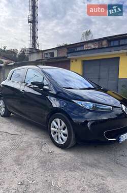 Хэтчбек Renault Zoe 2014 в 