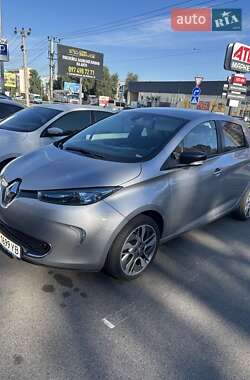 Хэтчбек Renault Zoe 2016 в Киеве