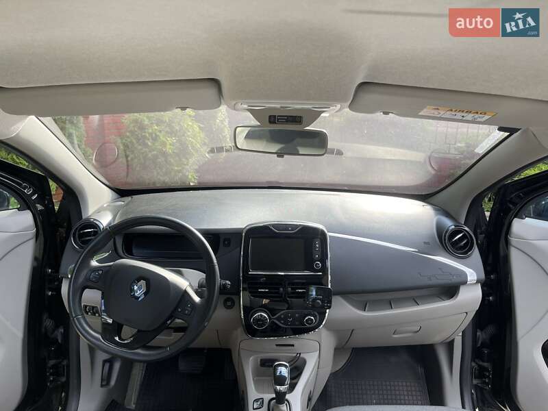 Хэтчбек Renault Zoe 2016 в Измаиле