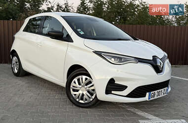 Хэтчбек Renault Zoe 2021 в 